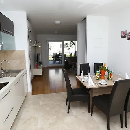 Apartment Parlov 2 Podstrana